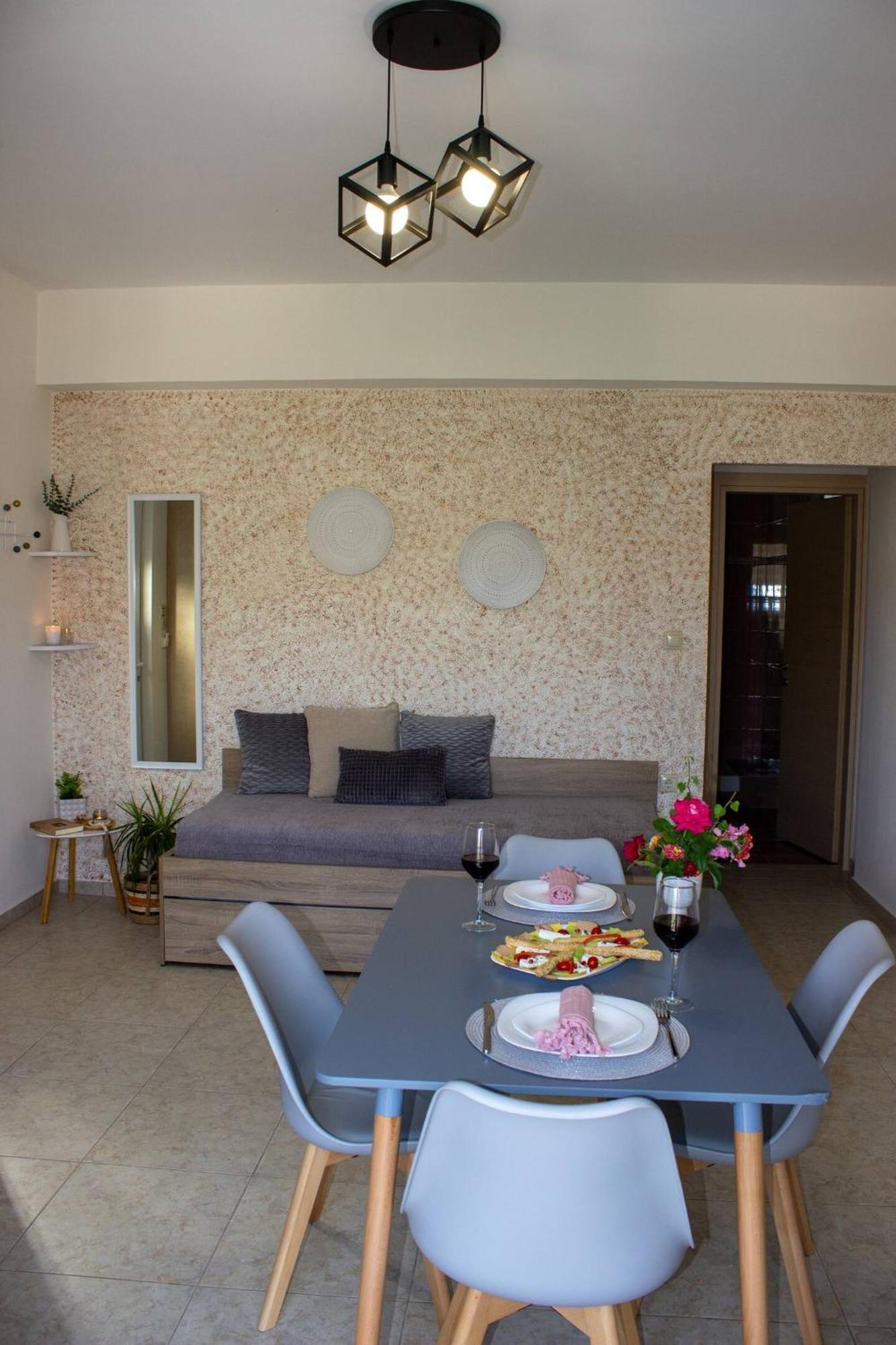 Maistro Suites With Pool, Matala エクステリア 写真